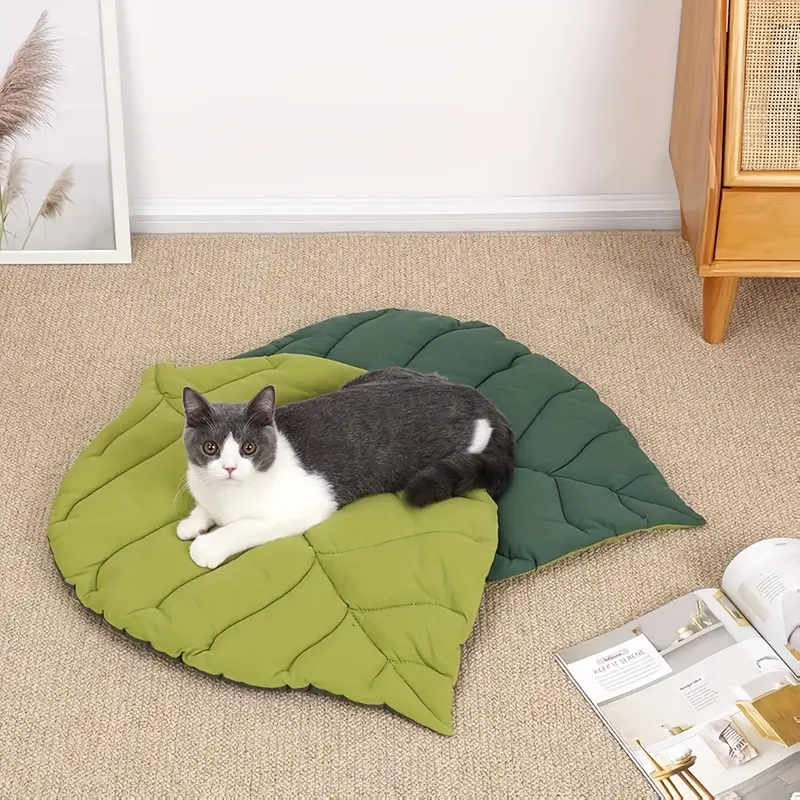 Colchoneta Protectora de Sofa Mascotas con Forma de Hoja