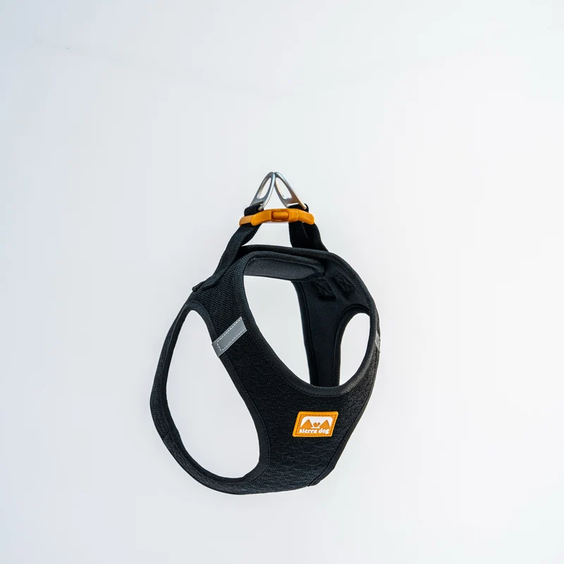 Pechera Sierra CloudVest Negro Carbón para Perros