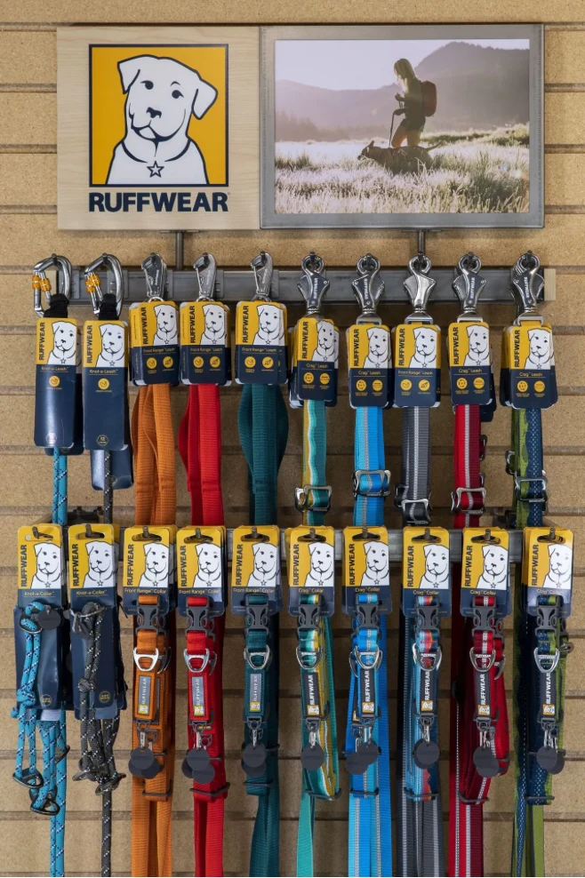 Exhibidor de Correas y Collares para Tiendas - Leash & Collar Display LCD3 | Ruffwear Merchandising